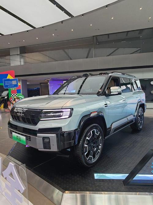 深圳340比亚迪方程豹硬派越野的爆款，英菲尼迪35周年与你共成长